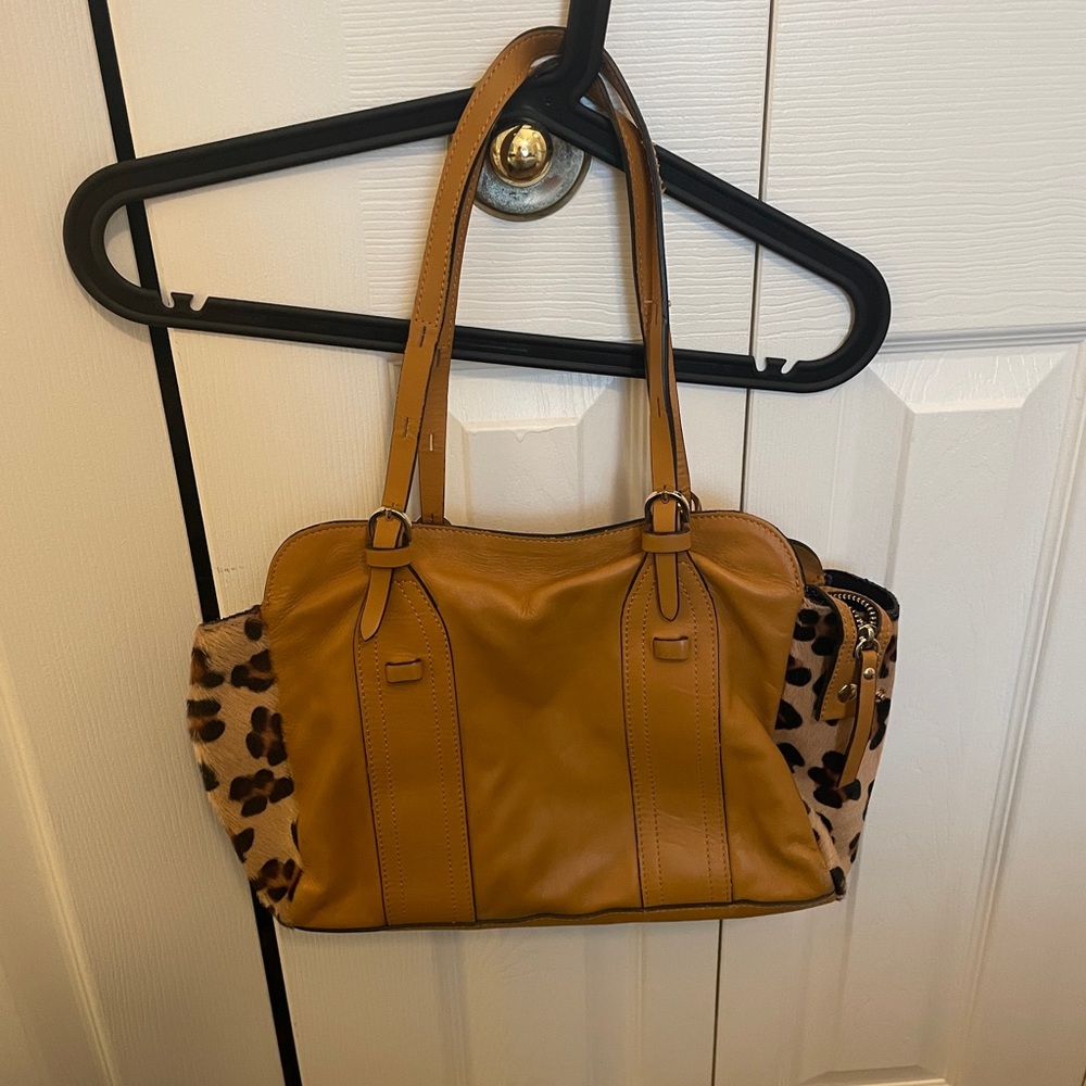 Leather bag